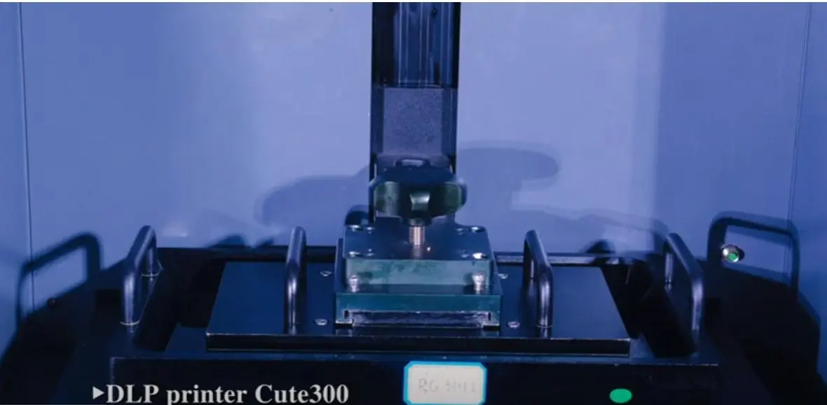 Haartrockner bekommt 3D-Druck aus Evonik 3010L DLP-Material
